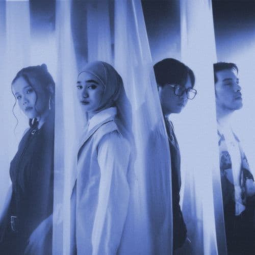 Bayangan Cinta Yang Lalu