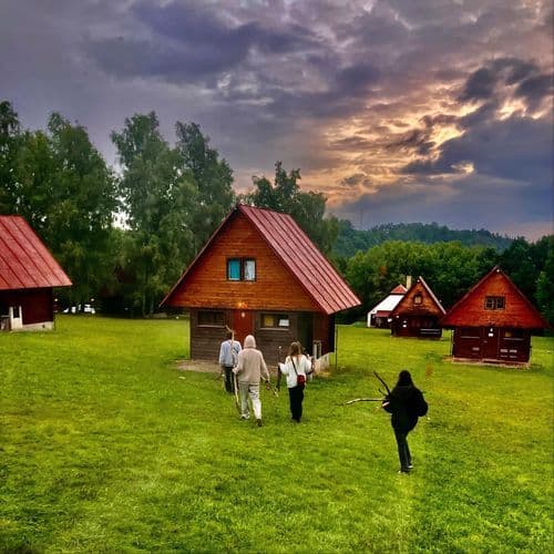 '5 RÁNO (feat. Zanzinza)