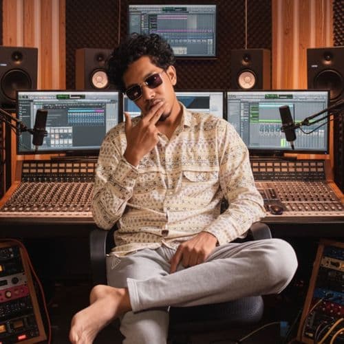 Shudhu Tomake (From "Prem Eshechilo")